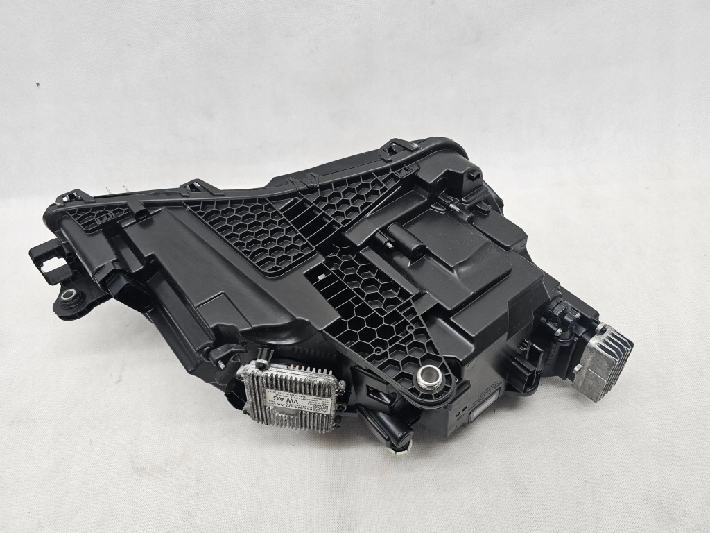 Skoda superb 3 рестайлинг  3v0 фара перед левая full led crystal 3v1941015d Цена