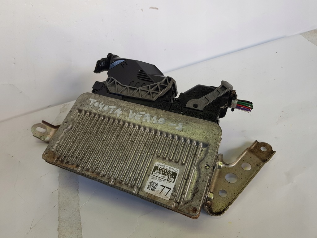 фото №1, Бортовой компьютер двигателя toyota verso s 1.3