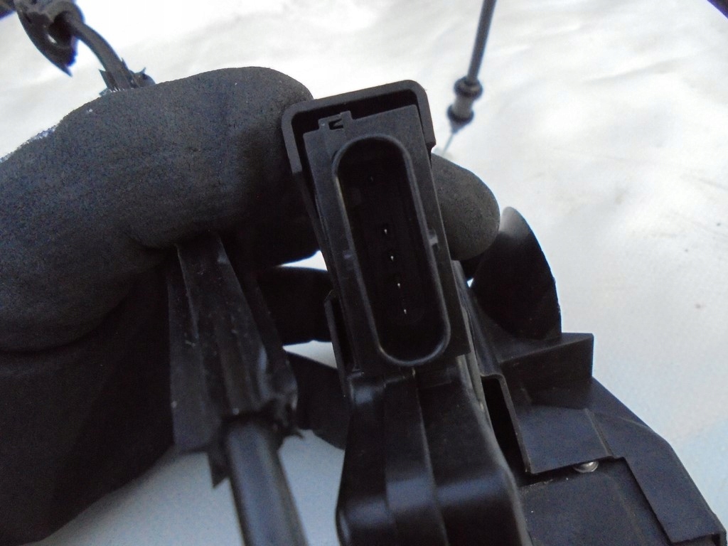 фото №8, Замок дверь левый перед citroen e-c4 c4 3 iii 23r. 9832796880