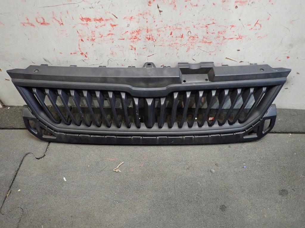 фото №1, Решітка радіатора skoda citigo 2012- 1st853653b