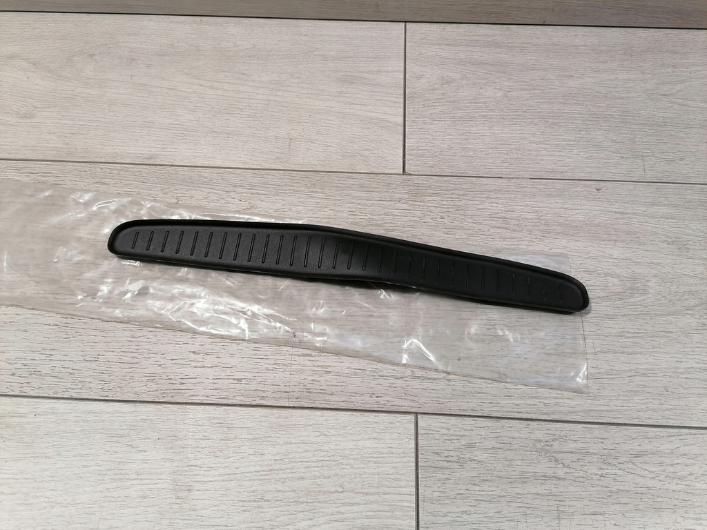 фото №1, 911 cayman boxter резиновый элемент дверь правая 99155561300