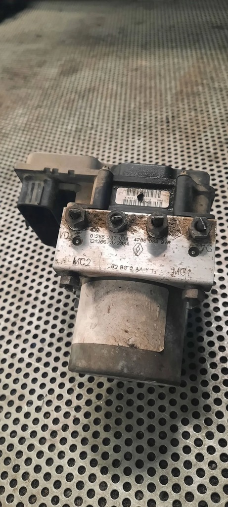 фото №2, Насос abs renault master 62b02aay11