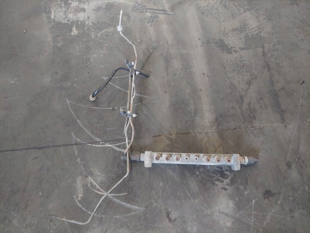 Купить Молдинг впрыскная renault premium i 420 5010412034b