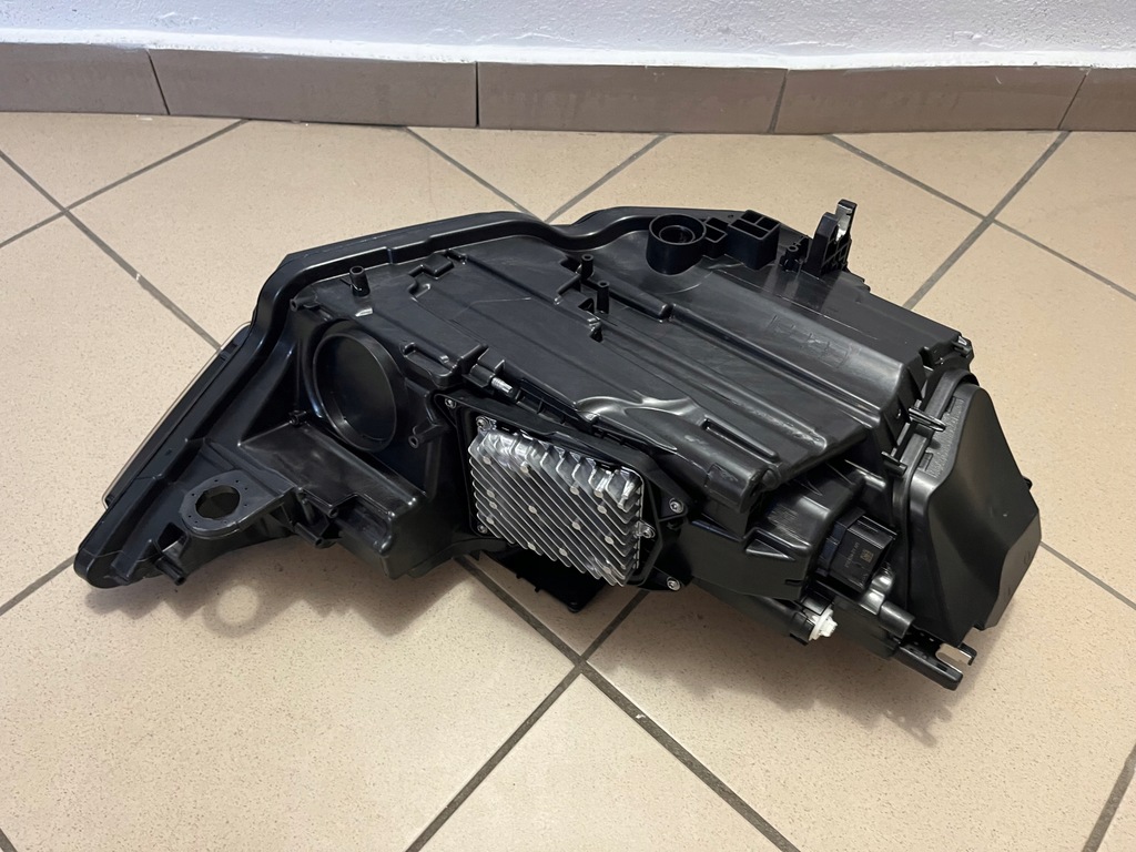 фото №16, Audi a6 a-6 c8 c-8 matrix full led 4k0 лампа передняя перед левая