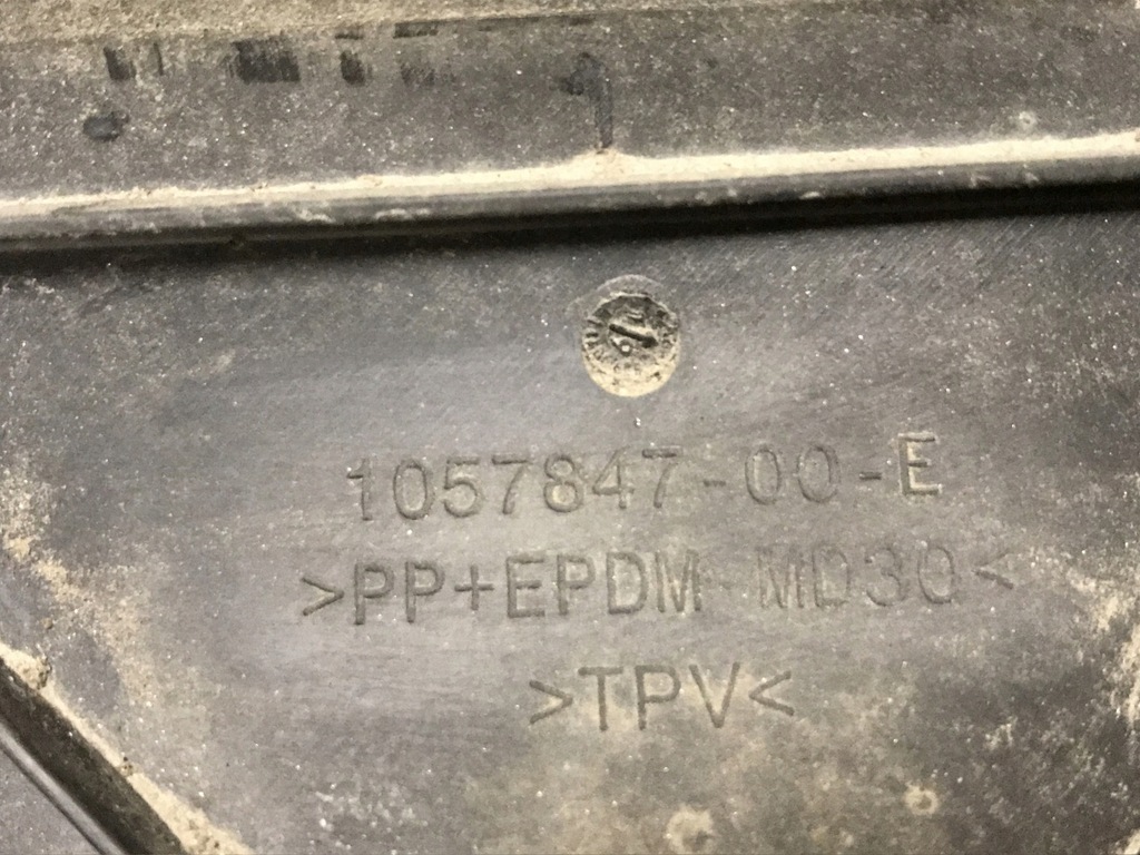 фото №11, Tesla s lift 16- повітропровід повітря 1057847-00-e