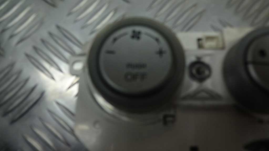 фото №9, Панель керування обдув mazda 6 gy