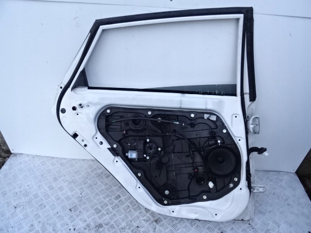 фото №6, Дверь левый задняя kpl. hyundai i40 kombi