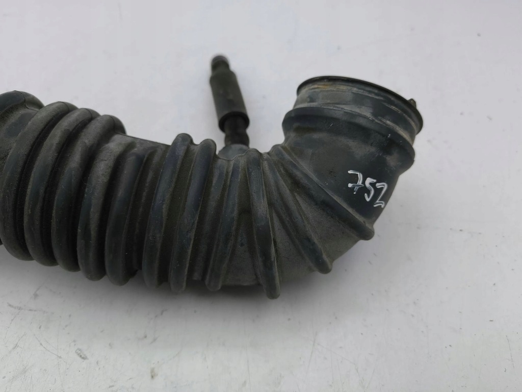 фото №8, Mitsubishi outlander 2015 труба / wąż впускной воздуха