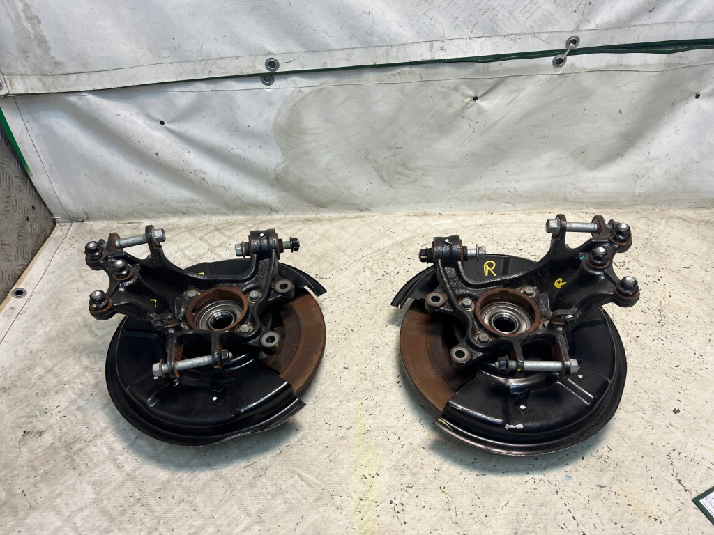 фото №1, Hyundai tucson ii 4wd 1.6 t-gdi поворотный кулак задняя l/p