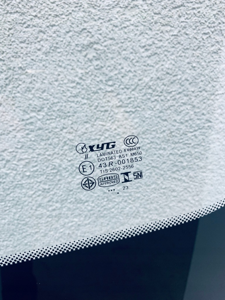 фото №3, Стекло лобовое renault trafic o. vivaro 2014-датчик