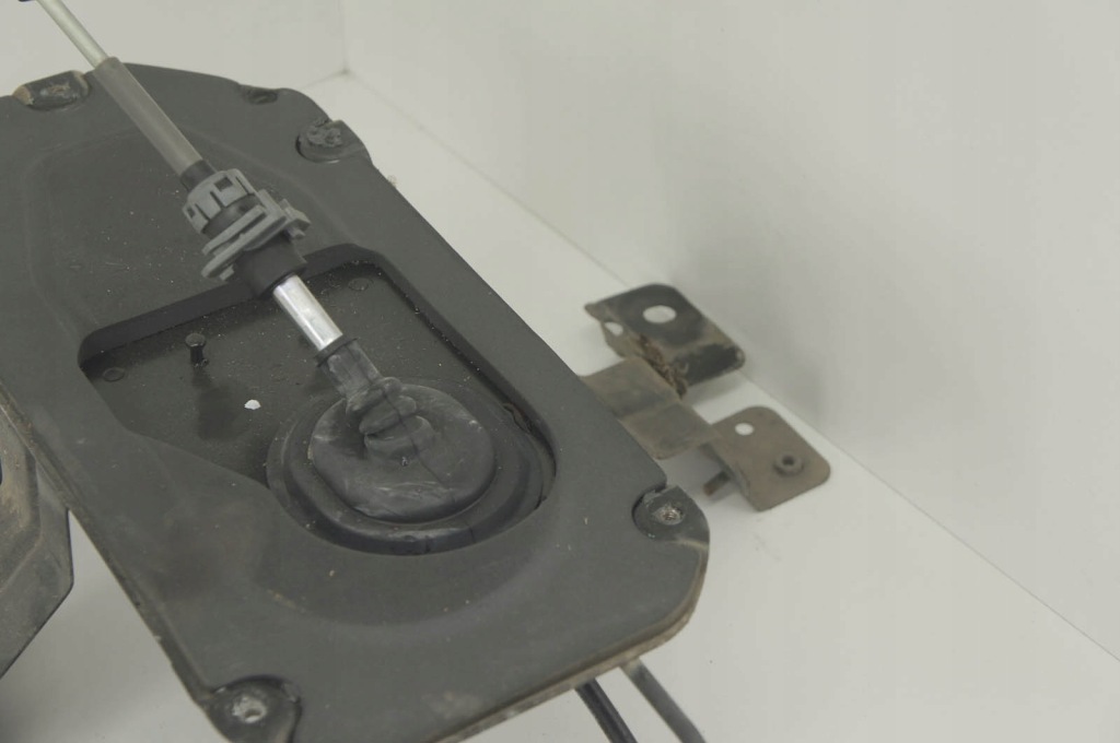 фото №3, En667 jeep cherokee kl трос тормоза ручного