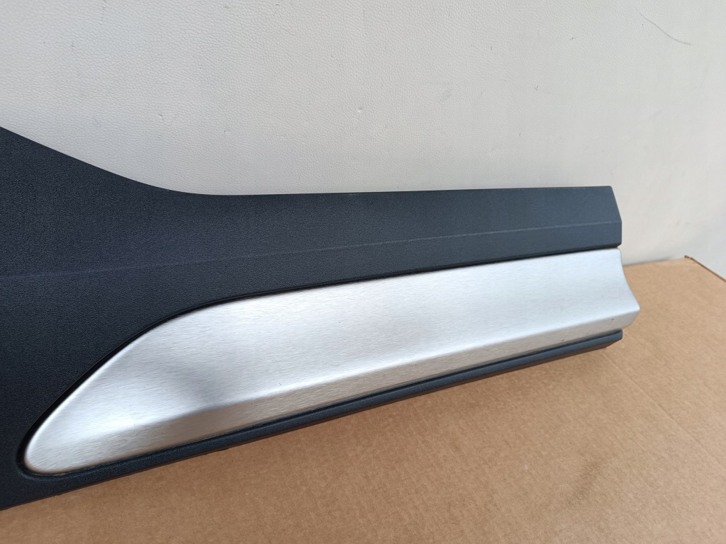 Volvo xc40 ii xc 40 2018+ inscription молдинг двері праве задній задні 31664046 Недорого