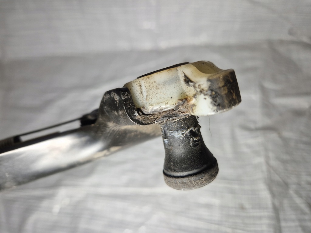 фото №8, Tranist tourneo courier ролик задняя дверь