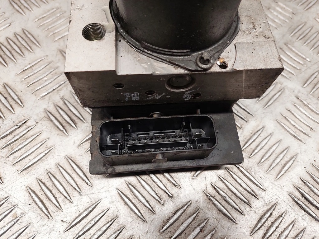 фото №7, Porsche panamera 970 2012 насос abs