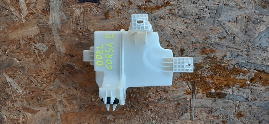 фото №1, Opel corsa e бачок омывателя