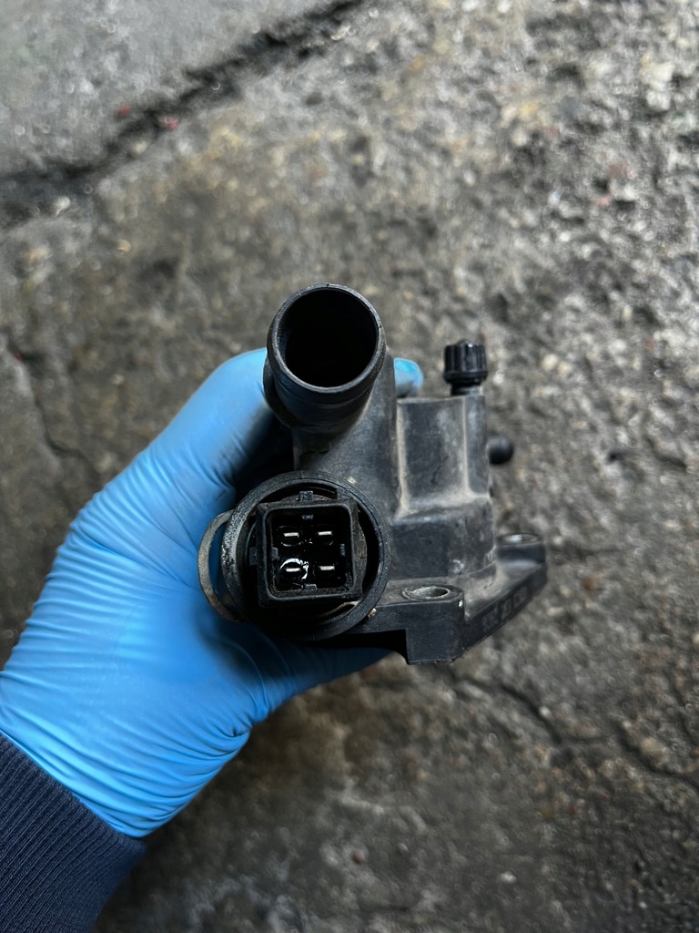 фото №5, 14 twingo 1.5dci корпус термостата термостат