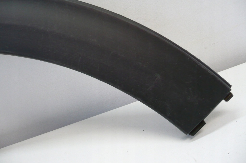 фото №5, Kia niro i 2016- молдинг крила права задня