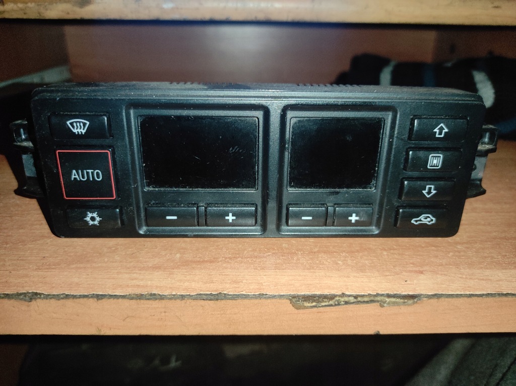 фото №1, 8l0820043m панель обдув audi a3 8l