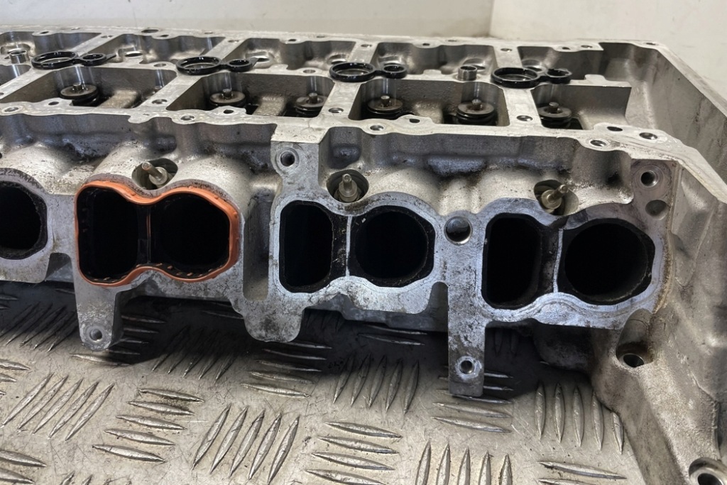 фото №11, Головка двигуна bmw 3 f30, f80 7812929 3.0l дизель 190kw 2014