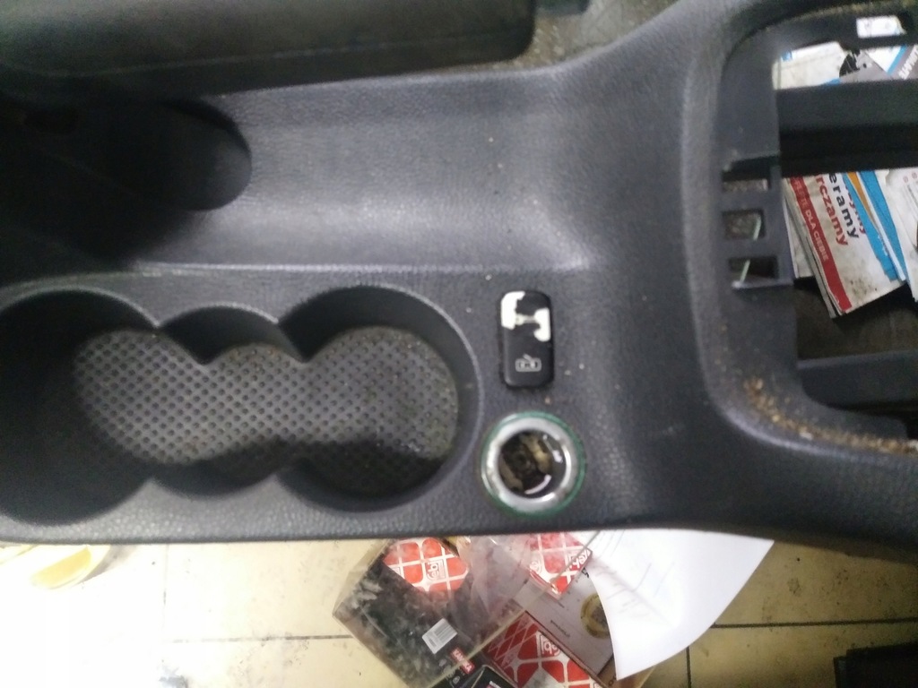 фото №5, Skoda octavia ii подлокотник