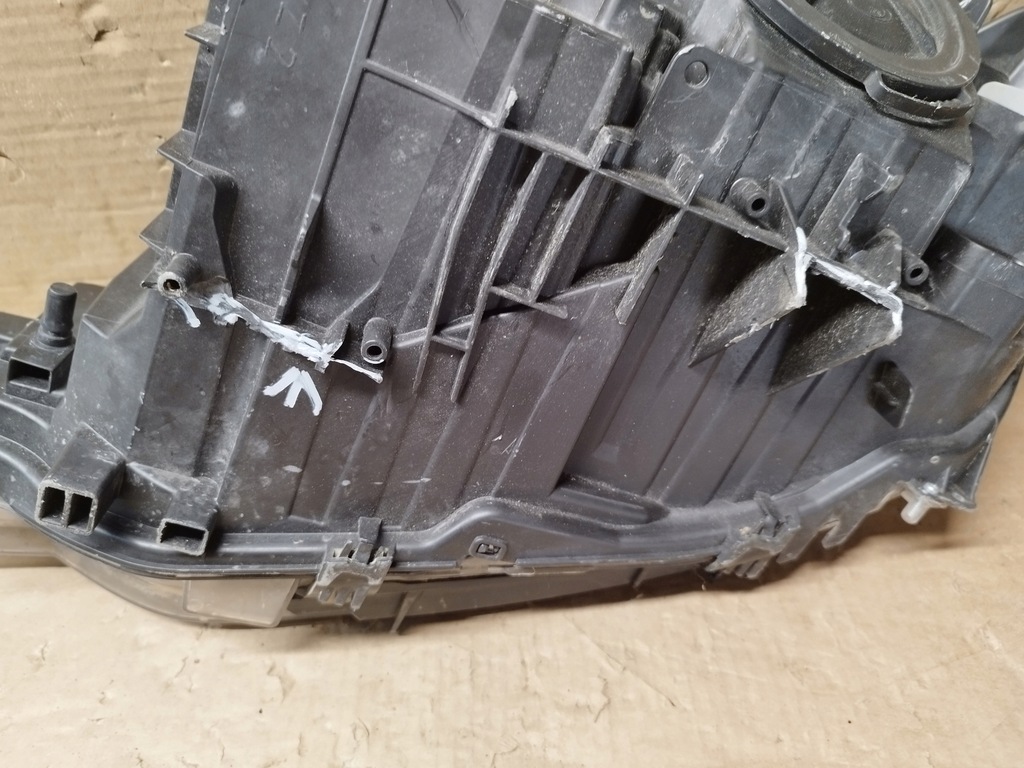 фото №10, Bmw 3 f30 f31 лампа права перед звичайна h7 eu