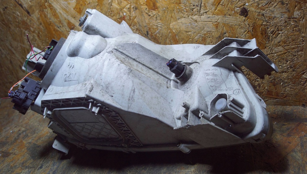 фото №13, Daihatsu materia лампа левый перед uk c1847