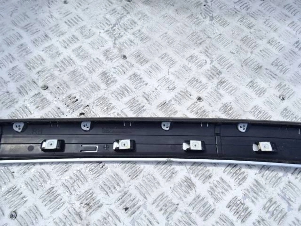 фото №9, Молдинг скло перед права opel zafira c 176