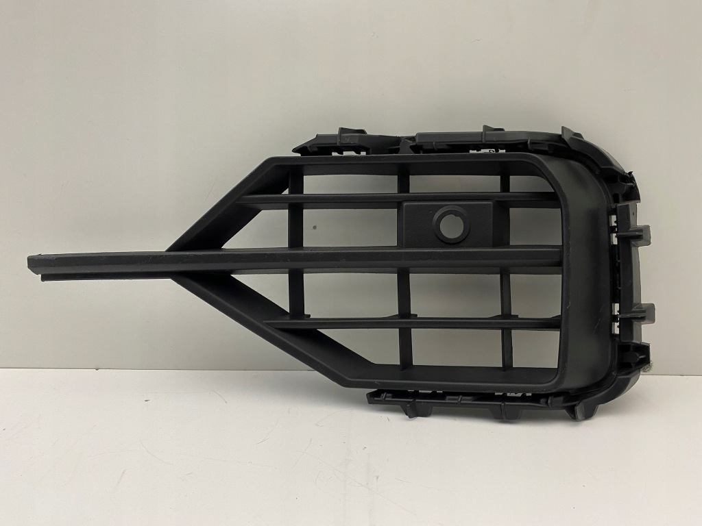 Купить Vw touareg 3 3 760 r line правая решётка бампера