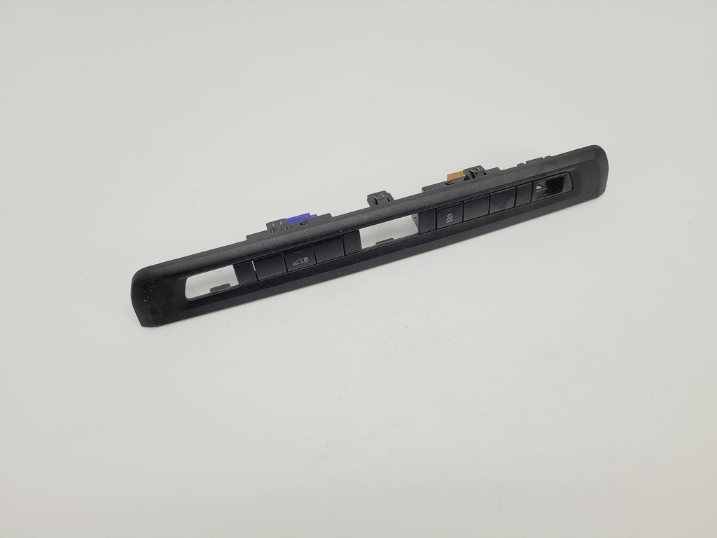 фото №1, Панель перемикачів peugeot traveller 9811141877 2.0l дизель 130kw 2020