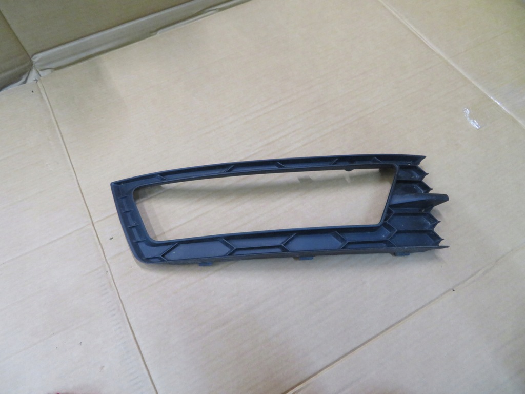 фото №1, Решітка радіатора решітка w бампер права skoda rapid 2012-