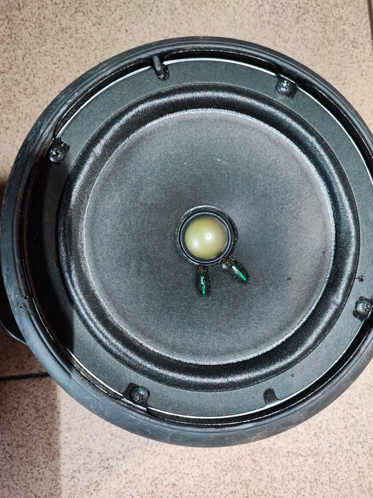 фото №3, Динамік задня bose audi a8 d3