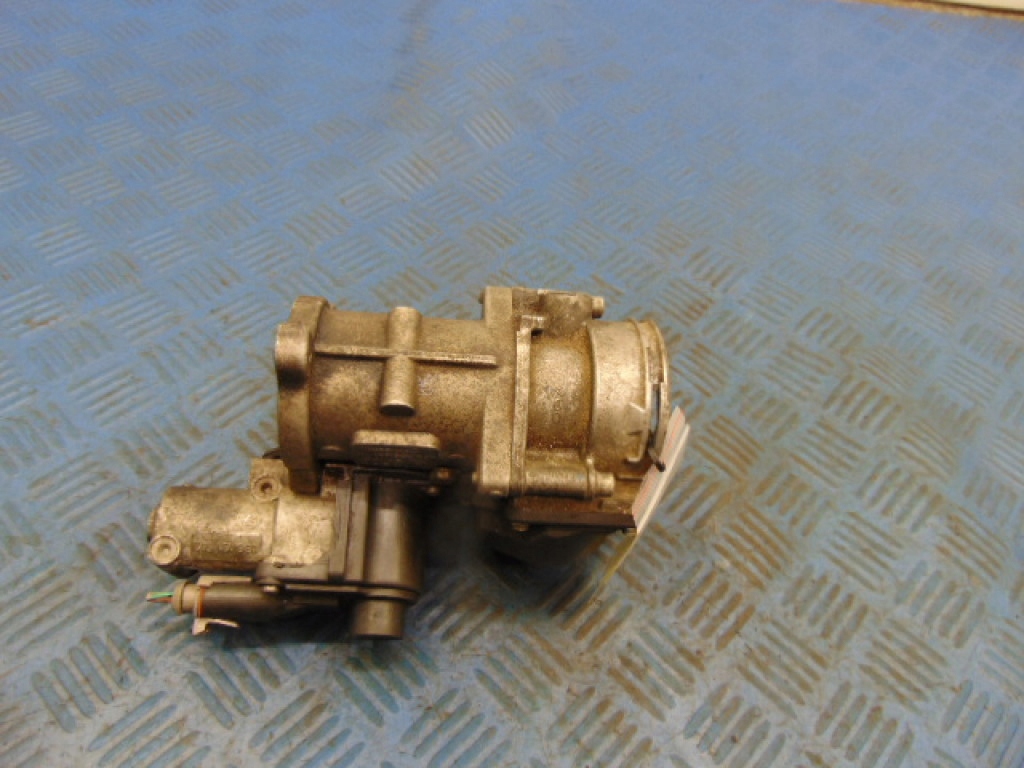 фото №8, Volkswagen passat b6 2.0tdi клапан egr 03g129637a