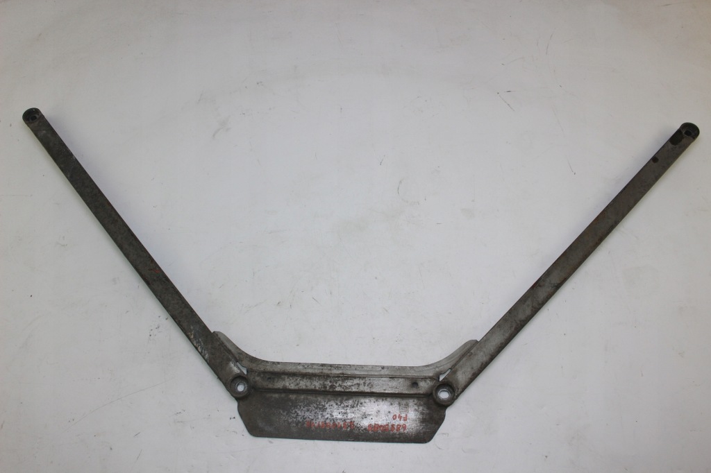 фото №1, Bmw 1 f40 поперечина кронштейн подвеска задняя распорка 6895089