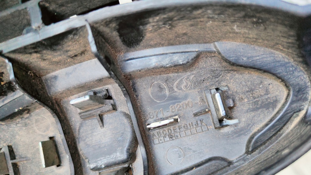 фото №6, Решітка радіатора решітка радіатора решітка bs71-8200 ford mondeo mk4 lift