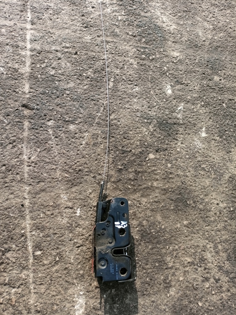 фото №1, Замок капот audi a3 8p 8p0823509h