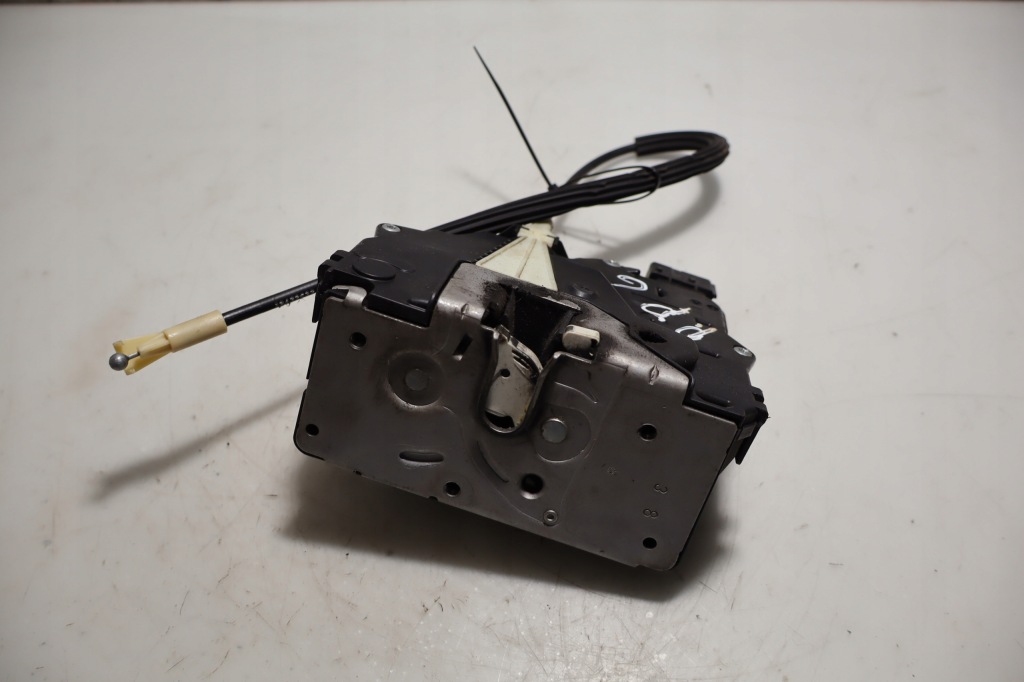 фото №3, Замок правый перед дверь opel corsa e