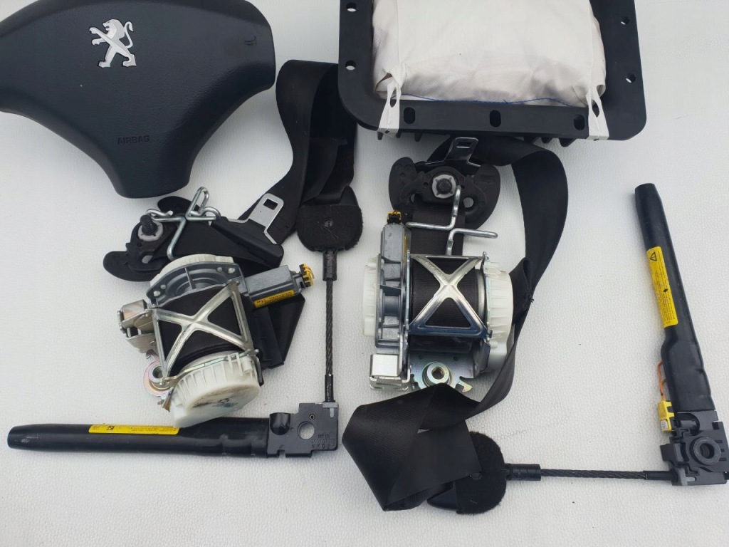 фото №5, Peugeot 3008 i hybrid 12-16 подушка air bag pas перед