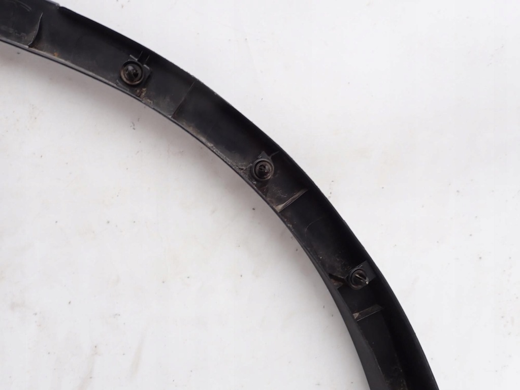 фото №11, Tesla model y 20- молдинг накладка левый задняя