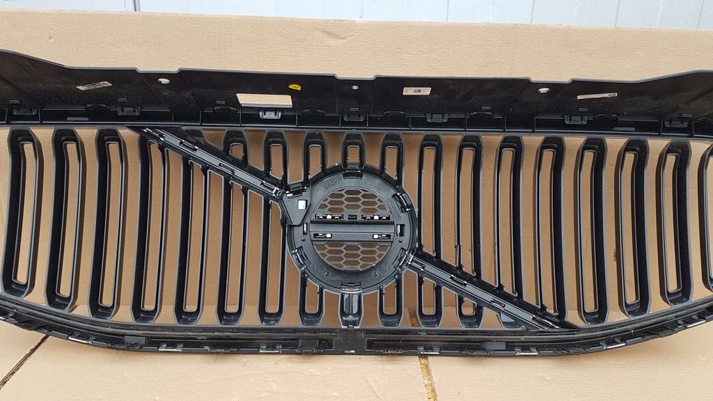 фото №12, Решётка радиатора решётка радиатора volvo xc60 ii 17-