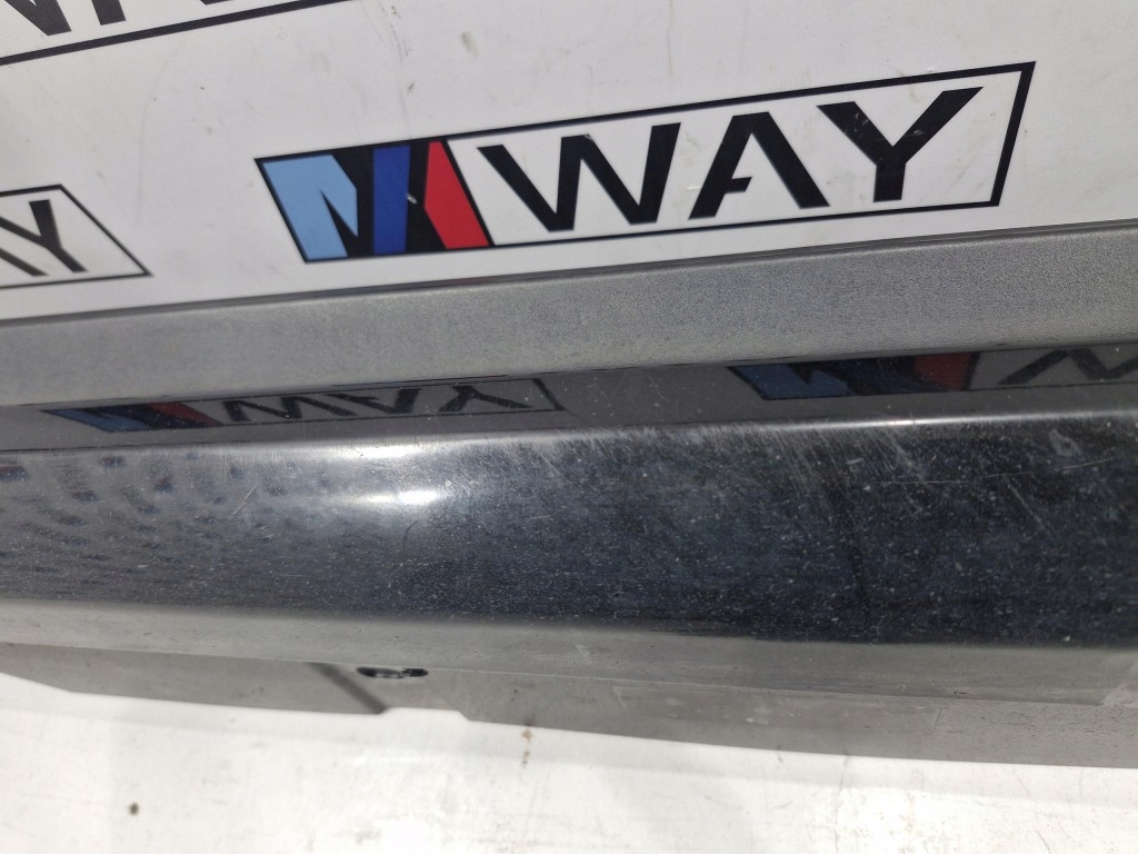 Bmw x1 f48 молдинг накладка поріг ліва 7332321 в Україні