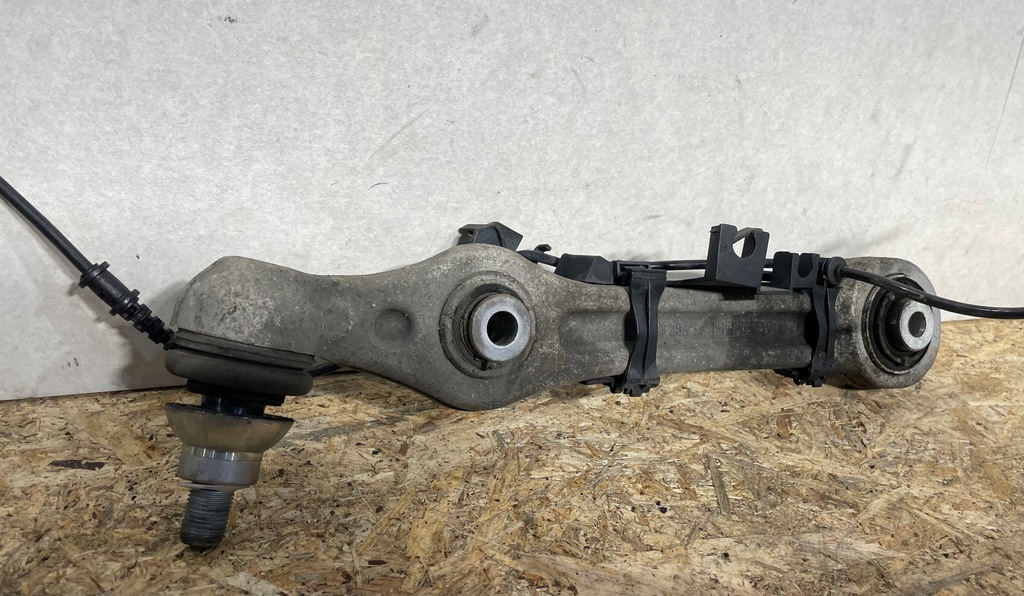 фото №1, Mercedes glc 253 w213 рычаг левый правый перед 4matic a20519