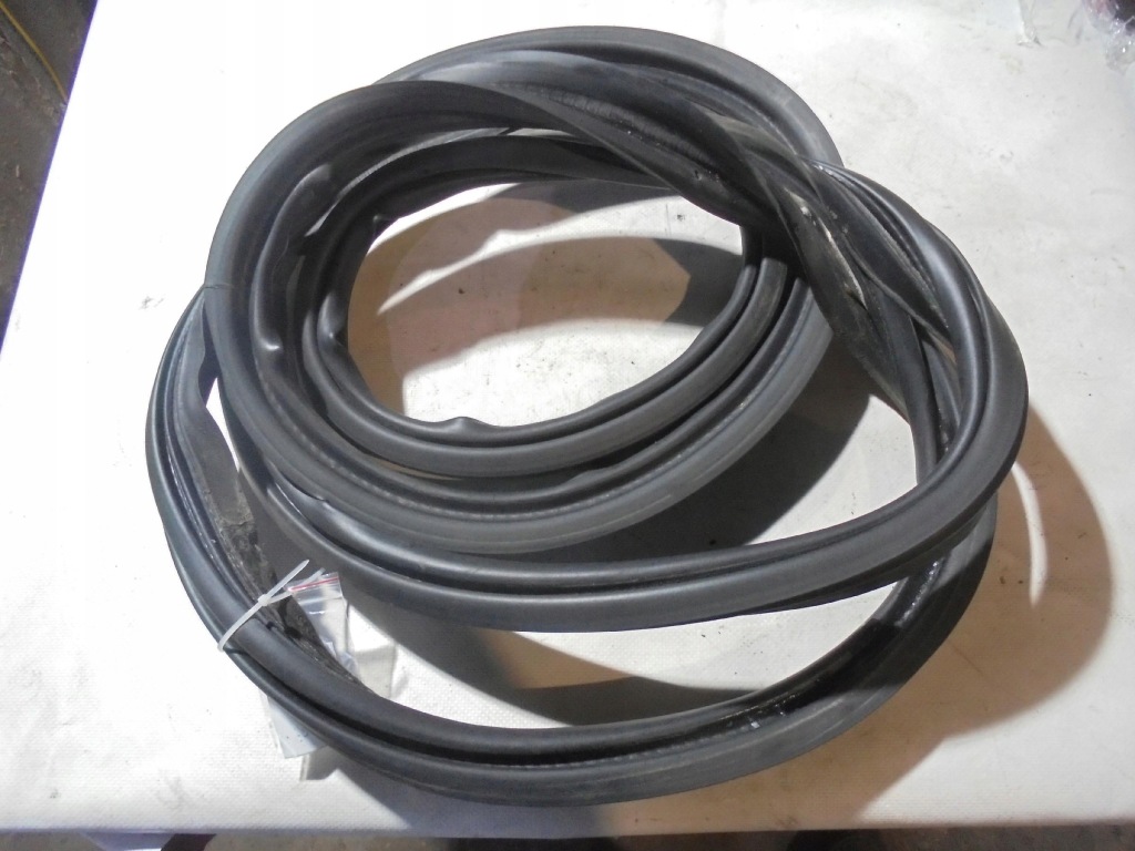 фото №1, Прокладка багажника volvo xc60 2.0 d4 2012