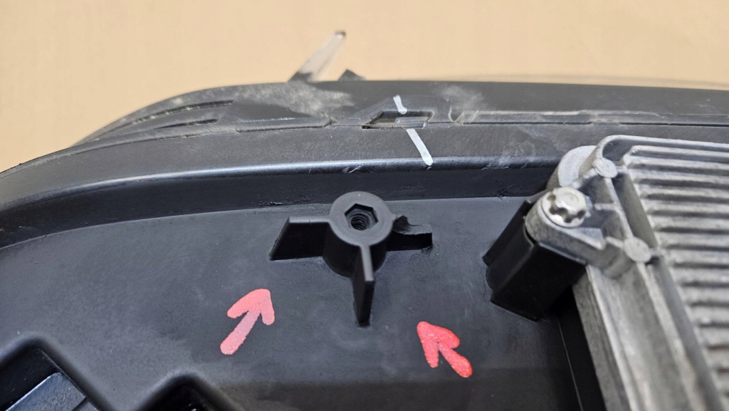 Фара правый  перед передняя tesla model x full led 103431901c Киев