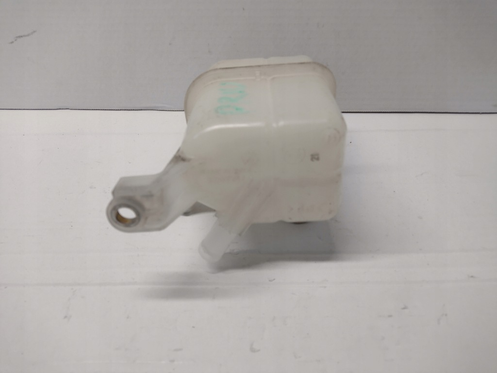 фото №4, Бачок расширительный toyota prius iii