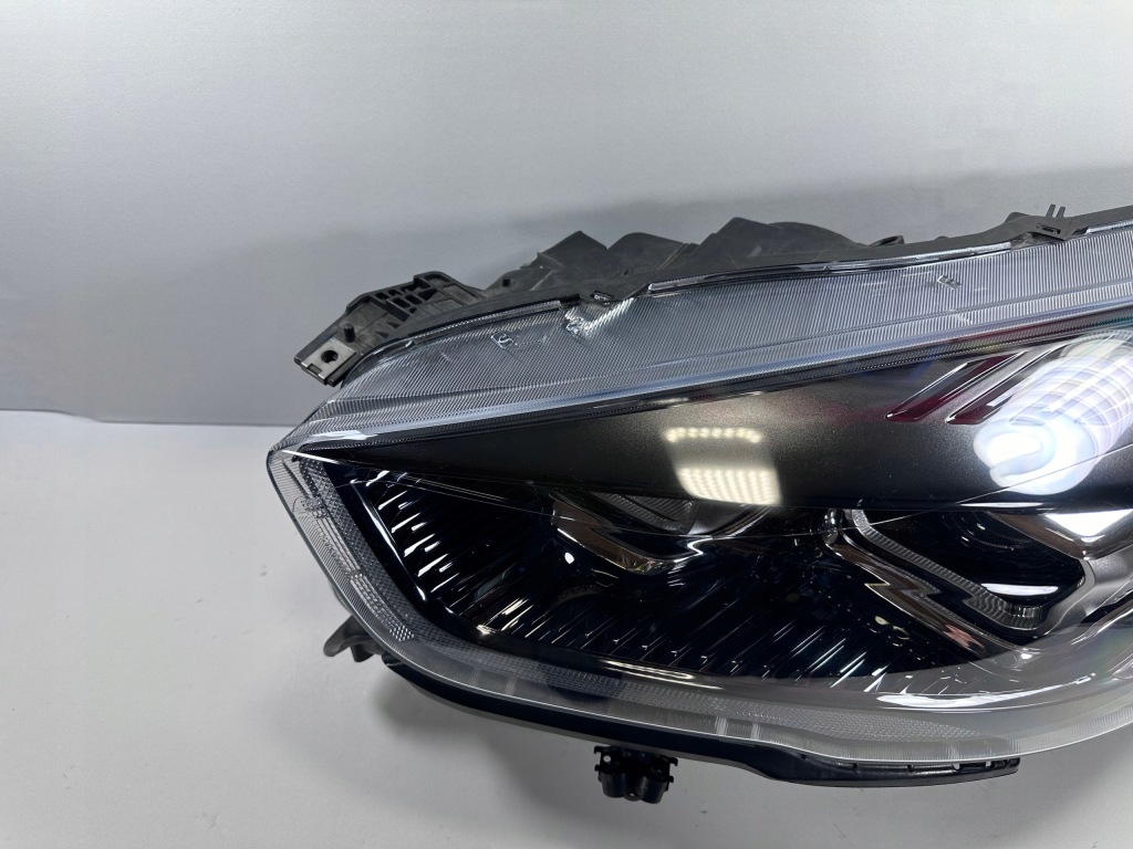 Kuga mk2 рестайлінг  st фара правий ліва ксенон led gv41-13d154-eh gv41-13d155-eh Київ