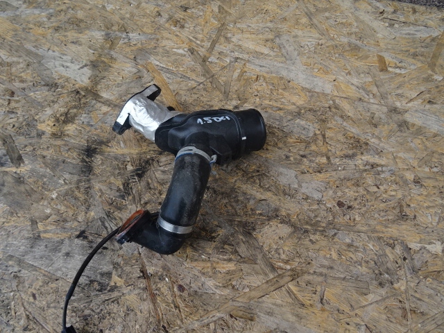 фото №1, Труба воздухозаборник воздуха renault captur 165763328r