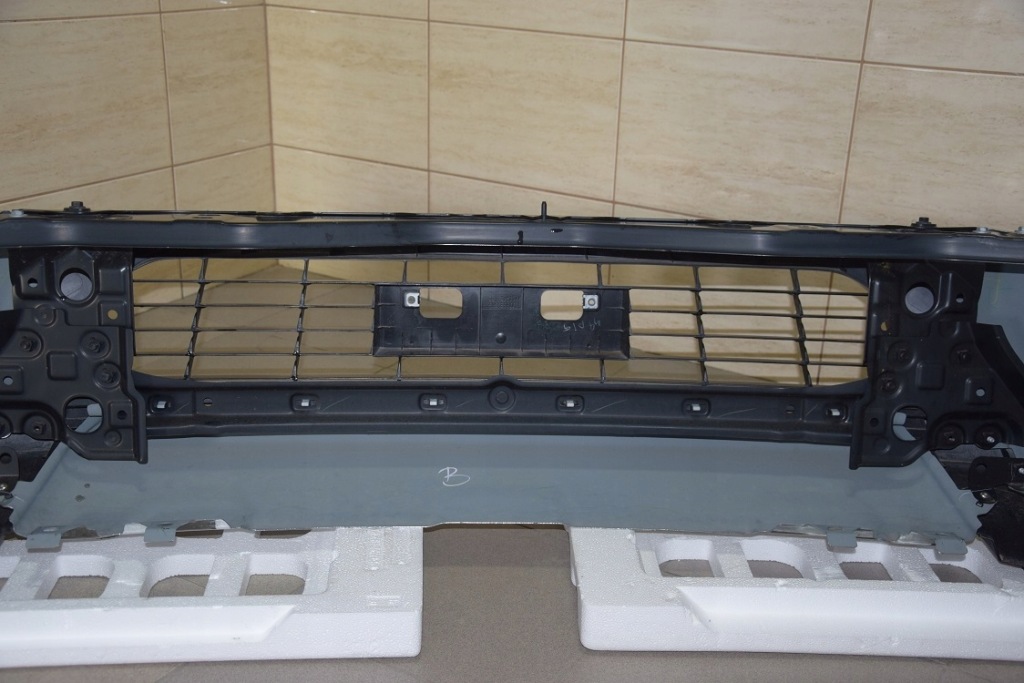 фото №14, Toyota hilux ii 17-r. revo передний бампер перед