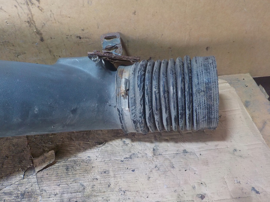 фото №8, Шланг фильтра воздуха stralis 41225674