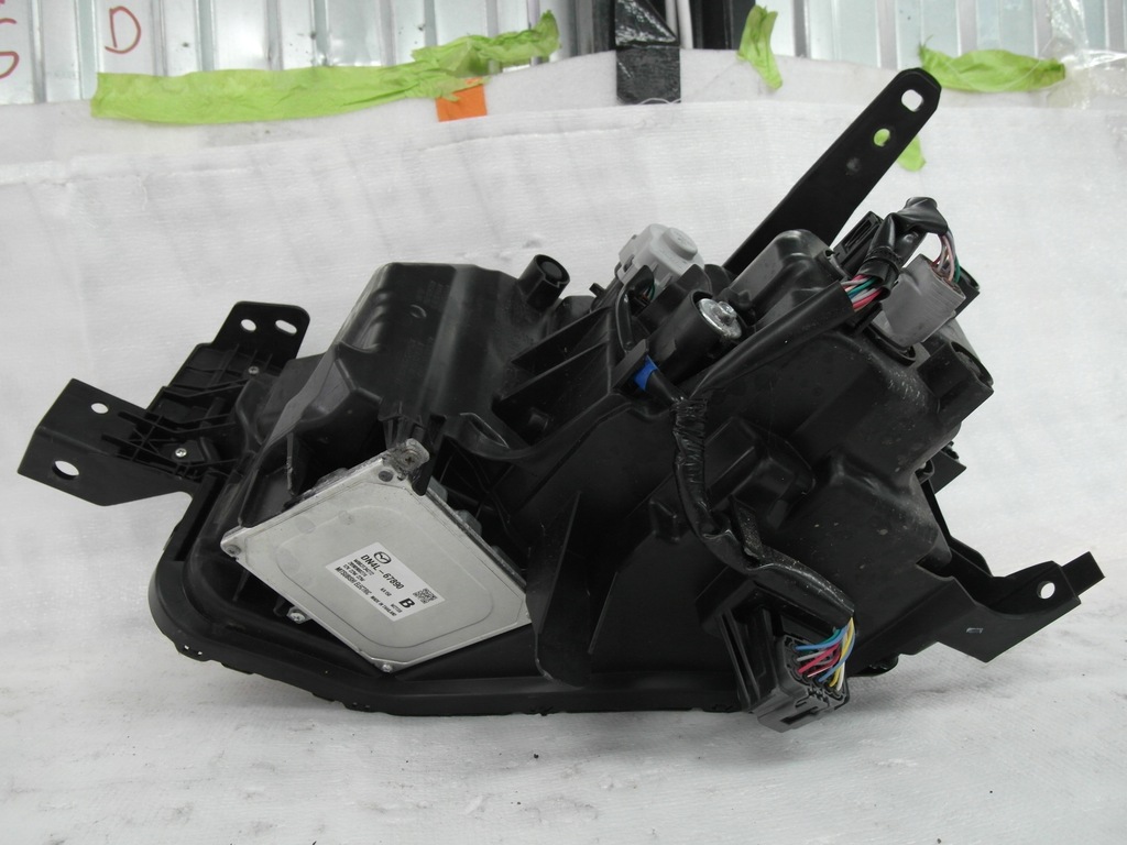 фото №13, Mazda mx30 mx-30 full led idealna лампа передня права перед