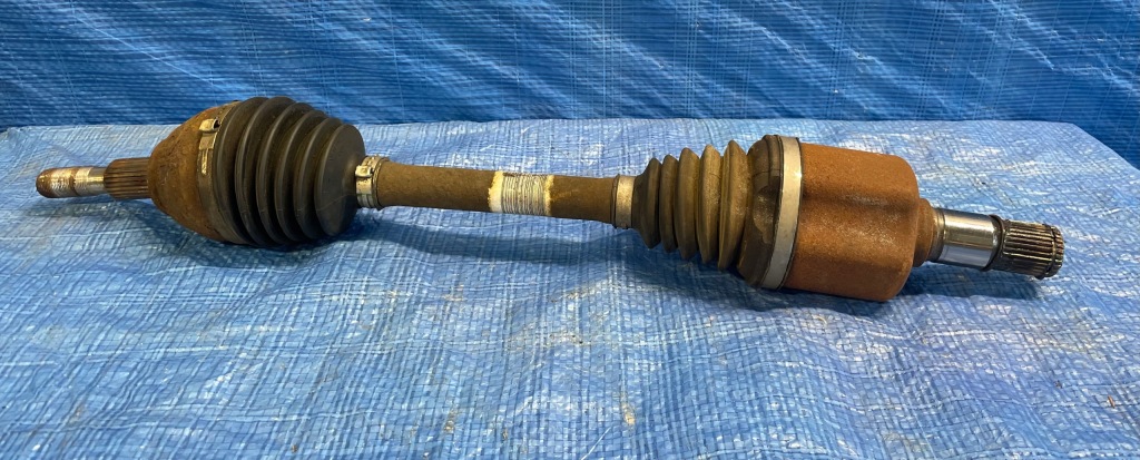 Купить Ford mondeo mk5 4x4 приводной вал левая eg91-3b437-bd
